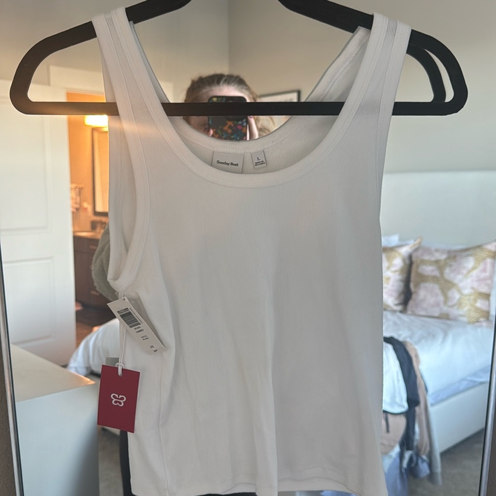 ARITZIA NWT Sunday best white ribbed tank top